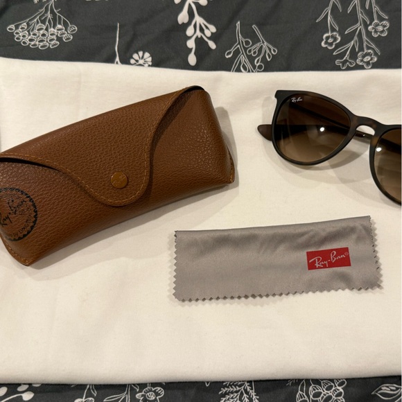 Ray-Ban ‘ERIKA’ Brown Sunglasses with Case main image 5